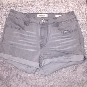 Light grey Pac-sun super stretch shortie shorts